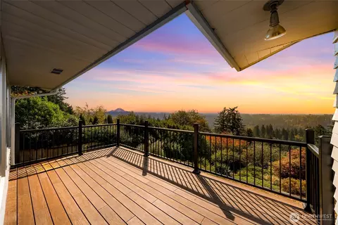 12303 206th Pl SE, Issaquah, WA 98027