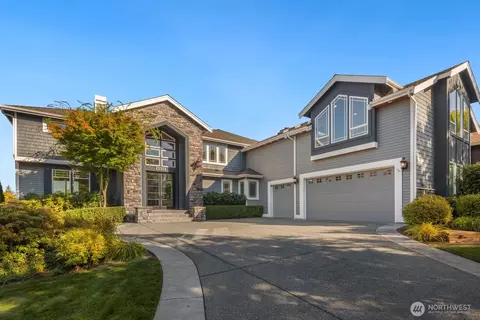 6318 Fairway Pl SE, Snoqualmie, WA 98065