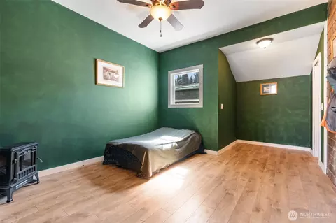 Bedroom - 916 B St, Vader, WA 98593 photo 1 of 3