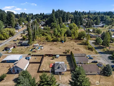 View/Area - 916 B St, Vader, WA 98593 photo 2 of 6