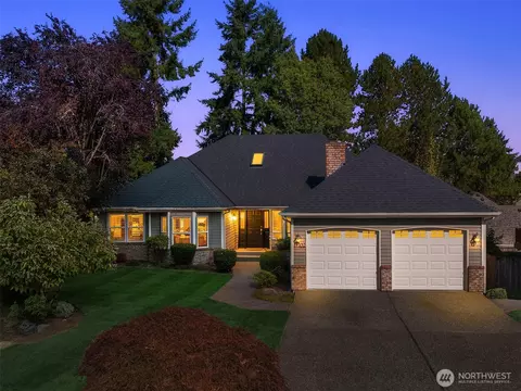 17102 NE 37th Pl, Bellevue, WA 98008