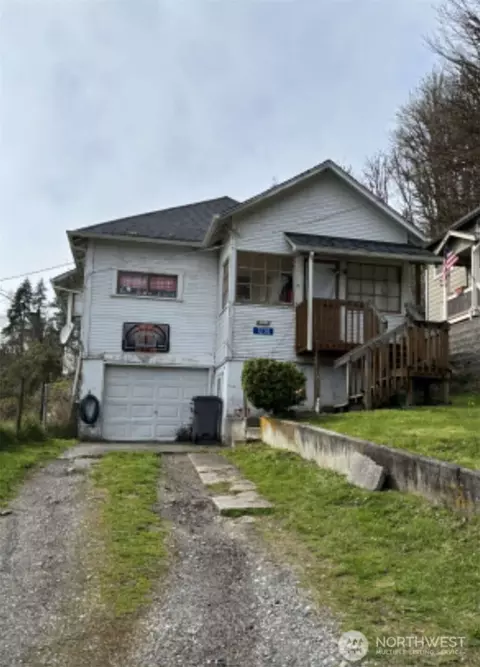 7234 Franks Pl, Concrete, WA 98237