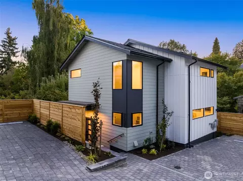 7337 21st Ave NE, Seattle, WA 98115