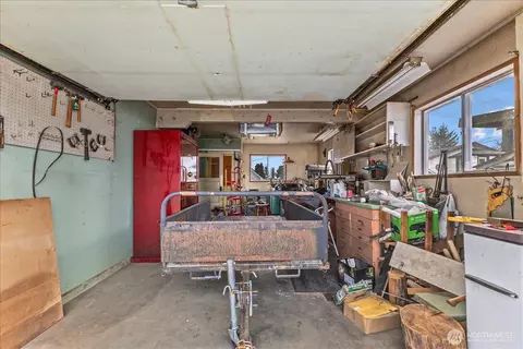 Other - 2310 Rockefeller Ave, Everett, WA 98201 photo 3 of 3