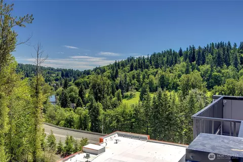 View/Area - 8904 NE 173rd Pl #B, Bothell, WA 98011 photo 3 of 4