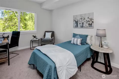 Bedroom - 8904 NE 173rd Pl #B, Bothell, WA 98011 photo 4 of 7