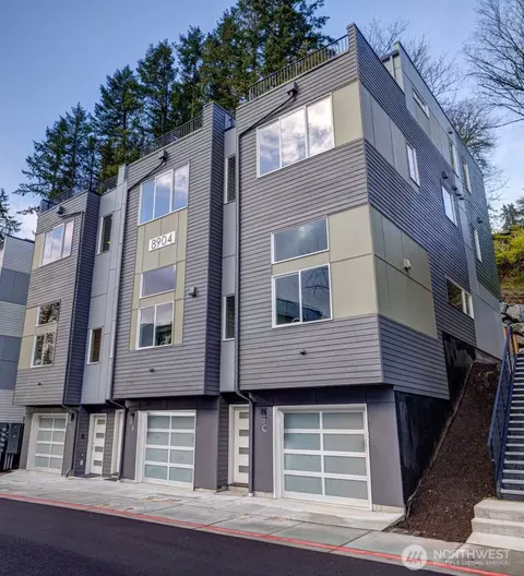 8904 NE 173rd Pl #B, Bothell, WA 98011