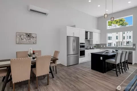 Dining - 8904 NE 173rd Pl #B, Bothell, WA 98011 photo 1 of 3