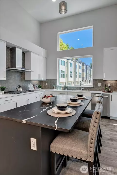 Kitchen - 8904 NE 173rd Pl #B, Bothell, WA 98011 photo 5 of 5