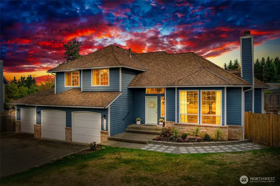 Exterior - 6416 142nd Pl SE, Snohomish, WA 98296 photo 10 of 11