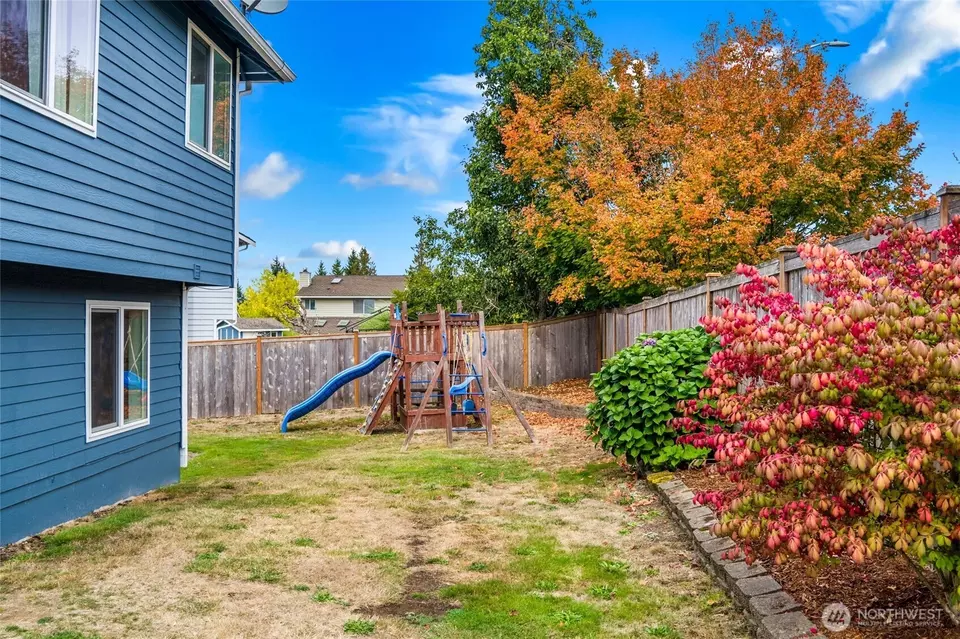 Exterior - 6416 142nd Pl SE, Snohomish, WA 98296 photo 7 of 11