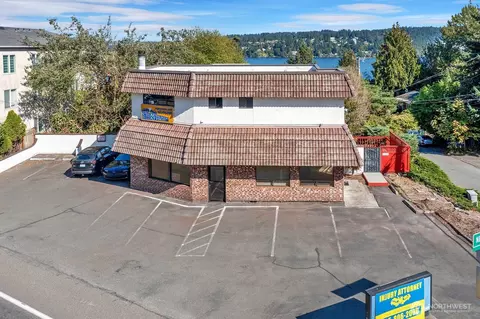 15500 Bothell Way NE, Lake Forest Park, WA 98155