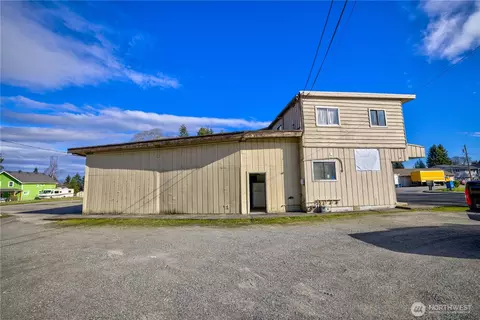 Exterior - 2011 Madison St, Everett, WA 98203 photo 1 of 3