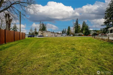 Exterior - 2011 Madison St, Everett, WA 98203 photo 3 of 3