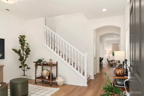 Entry Way - 22905 41st Ave SE, Bothell, WA 98021 photo 2 of 3