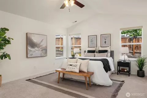 Bedroom - 22905 41st Ave SE, Bothell, WA 98021 photo 1 of 5