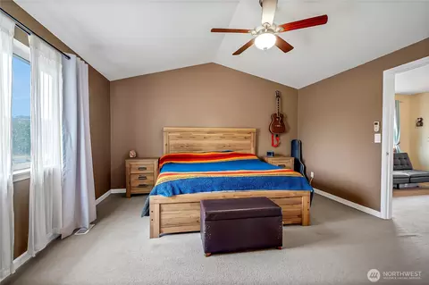 Bedroom - 1309 Riddell Ave NE, Orting, WA 98360 photo 2 of 3