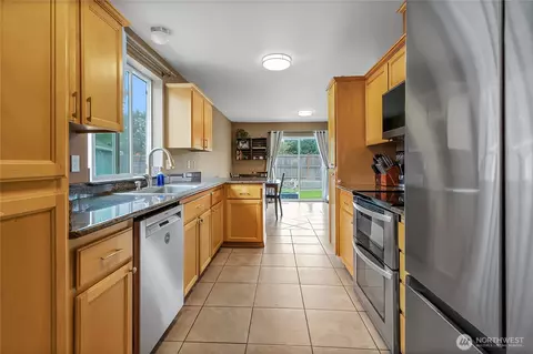 Kitchen - 1309 Riddell Ave NE, Orting, WA 98360 photo 2 of 4