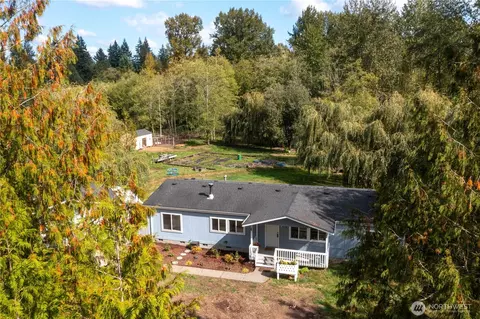 9442 Delta Line Rd, Blaine, WA 98230