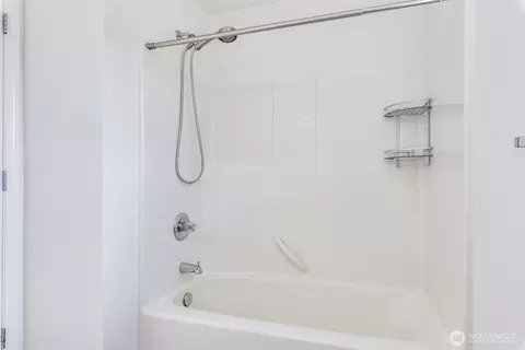Bath - 109 Robin St SW, Orting, WA 98360 photo 5 of 5