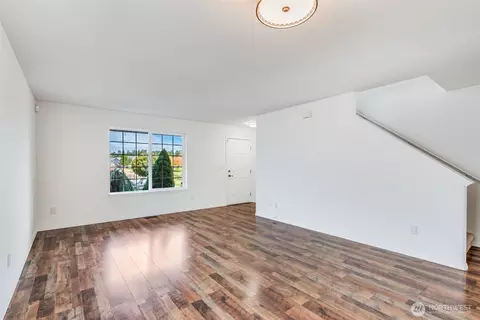 Living - 109 Robin St SW, Orting, WA 98360 photo 1 of 7