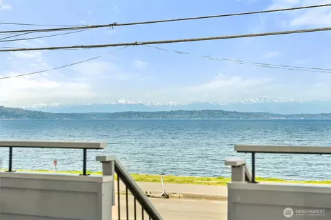 1588 Alki Ave SW, Seattle, WA 98116