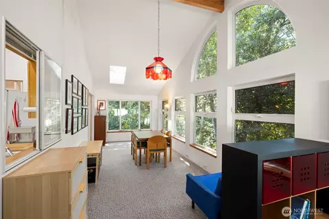3518 NE 123rd St, Seattle, WA 98125