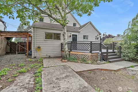 Exterior - 3053 Porter St, Enumclaw, WA 98022 photo 6 of 7