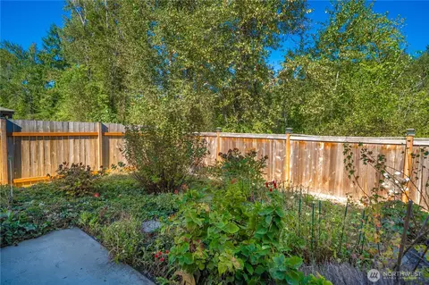 1324 Daffodil Ave NE, Orting, WA 98360 photo 6