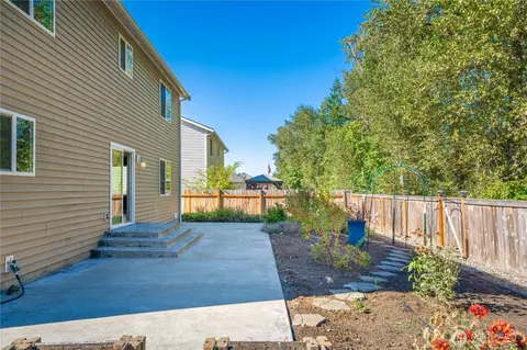 1324 Daffodil Ave NE, Orting, WA 98360 photo 7