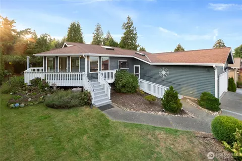 8061 Niska Rd, Blaine, WA 98230