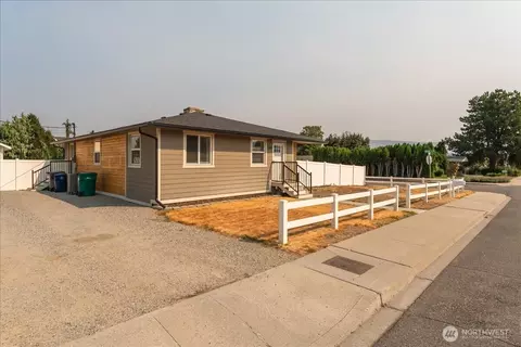 508 Hainsworth St, Wenatchee, WA 98801