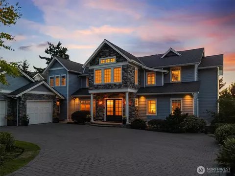 30 Shorewood Dr, Bellingham, WA 98225