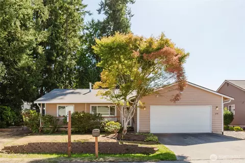 2198 SE Galeel Ct, Port Orchard, WA 98366