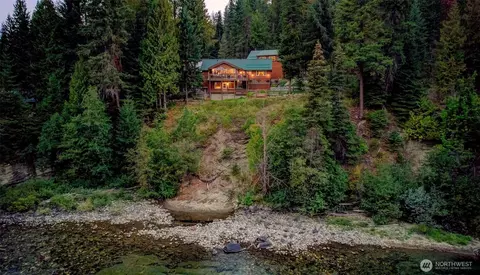 2218 Riffle Dr, Leavenworth, WA 98826