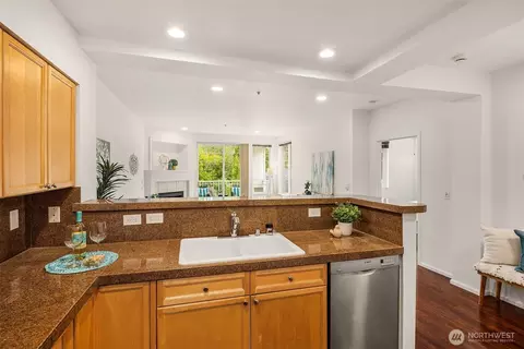 2220 132nd Ave SE #A308, Bellevue, WA 98005 photo 8