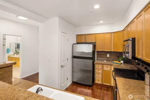 2220 132nd Ave SE #A308, Bellevue, WA 98005 photo 4
