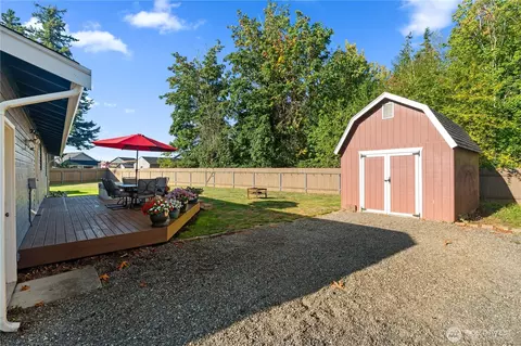 Exterior - 205 Sable Dr, Everson, WA 98247 photo 5 of 6
