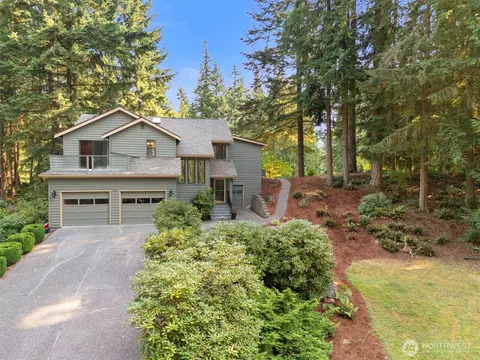 32 Fairway Ln, Bellingham, WA 98229