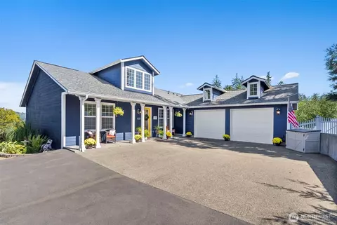 1480 Pacific Ave, Raymond, WA 98577