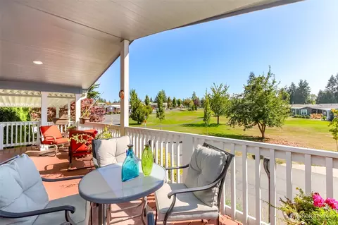 2101 S 324th St #11, Federal Way, WA 98003