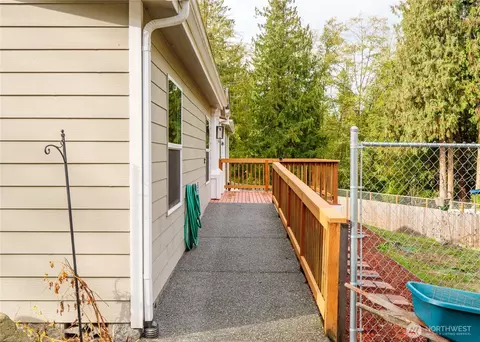 553 Dryke Rd, Sequim, WA 98382 photo 5