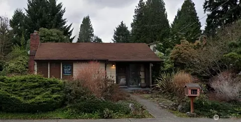 4530 NE 55th St, Seattle, WA 98105