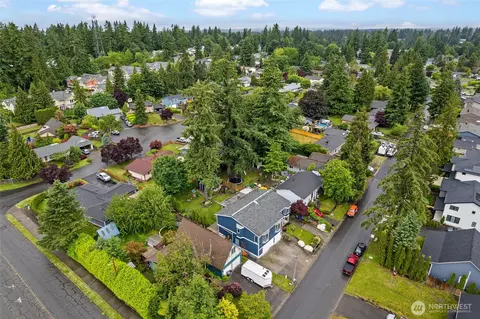 View/Area - 22718 1st Pl W, Bothell, WA 98021 photo 3 of 3