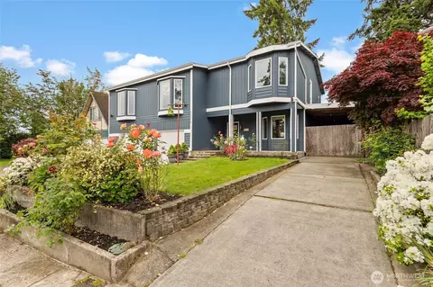Exterior - 22718 1st Pl W, Bothell, WA 98021 photo 3 of 8