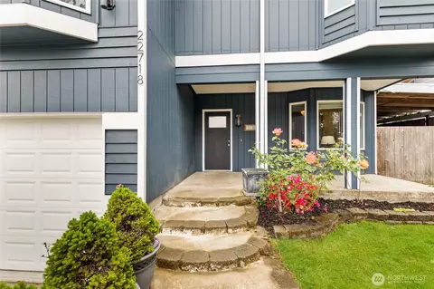 Exterior - 22718 1st Pl W, Bothell, WA 98021 photo 4 of 8