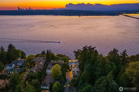2409 Evergreen Point Rd, Medina, WA 98039