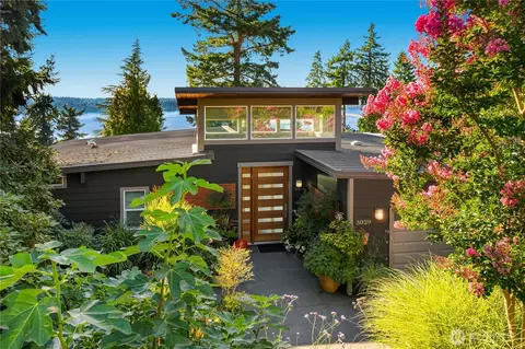 3029 70th Ave SE, Mercer Island, WA 98040