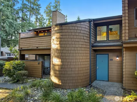 11420 NE 128th St #49, Kirkland, WA 98034