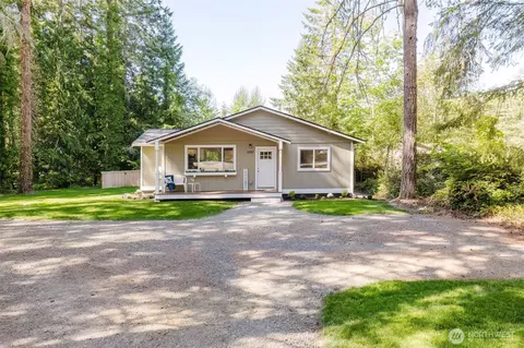 4185 Redwing Trl NW, Bremerton, WA 98312